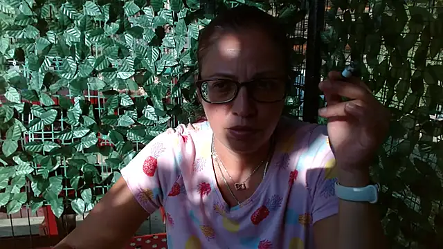 LadyHellene's Live XXX Chat