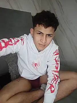 Axel_Romanov élő XXX-chatje