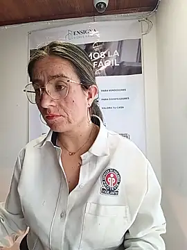 Valentina--1 Chat XXX in diretta