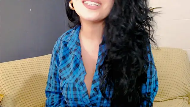 -Sentisko- Live XXX Chat