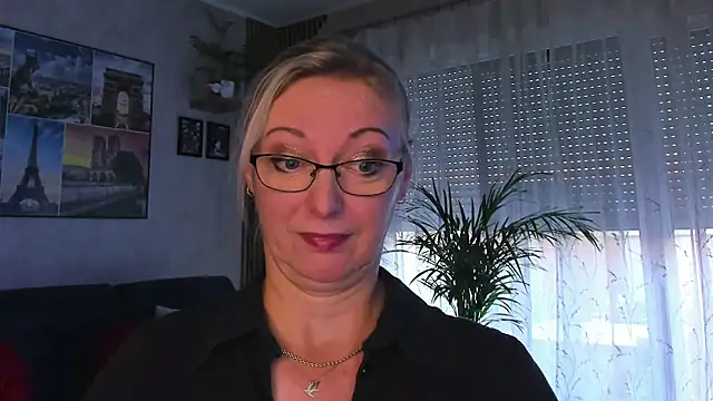vanessa_chatn Live XXX chat