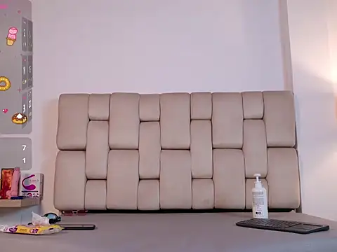 Živý XXX chat Leo_adamms