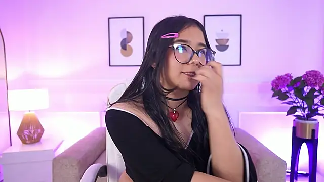 Chat +18 de VioletJoness_ ao vivo