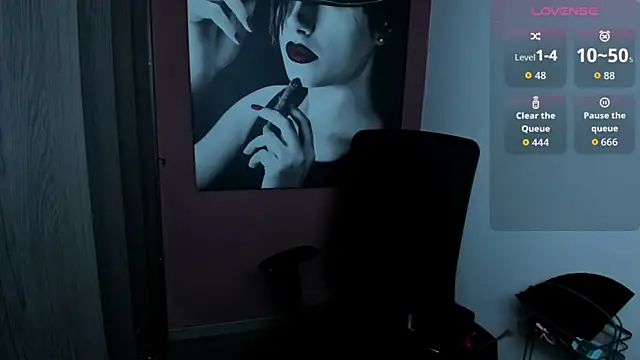 QueenOfHaze's Live XXX Chat