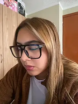 Miabonnett_'s Live XXX Chat