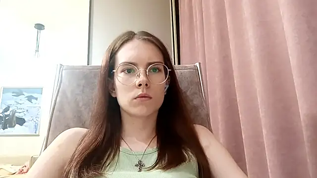 XXX chat uživo modela BrawAlly