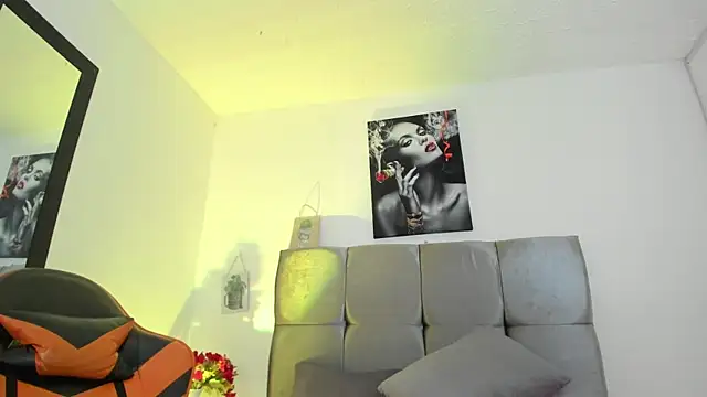 Ariel_star1 élő XXX-chatje