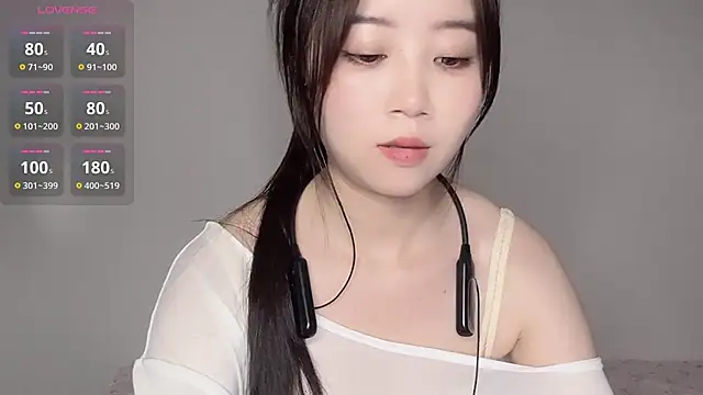 77-Vicky Live XXX-Chat