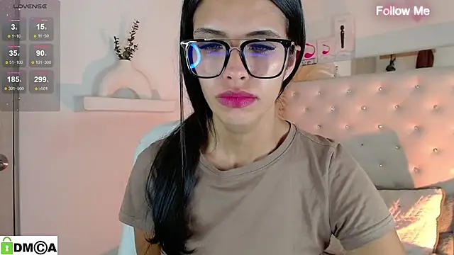 zoe_sexy_latin_19's Live XXX Chat