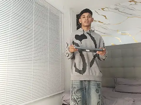 nova_mitchell7 现场XXX聊天