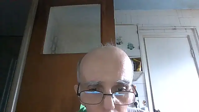 Chatroom XXX en direct de mariusica1@xh