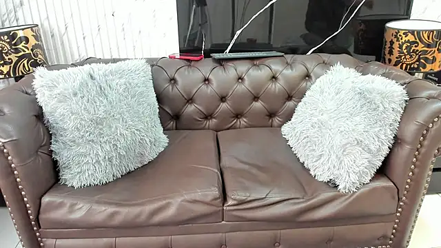 OliviaWilliamm's Live XXX Chat