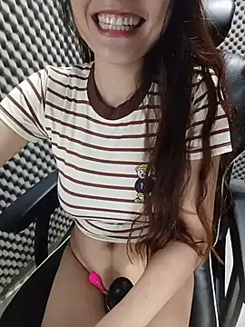 Shiny_68 网络视讯表演
