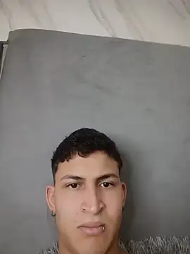 Chat XXX en directo de Axel_Romanov