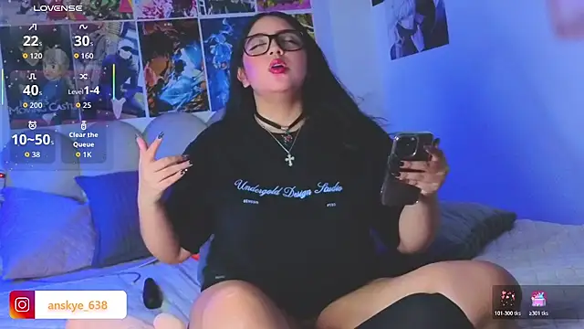 AnngelaSkye's Live XXX Chat