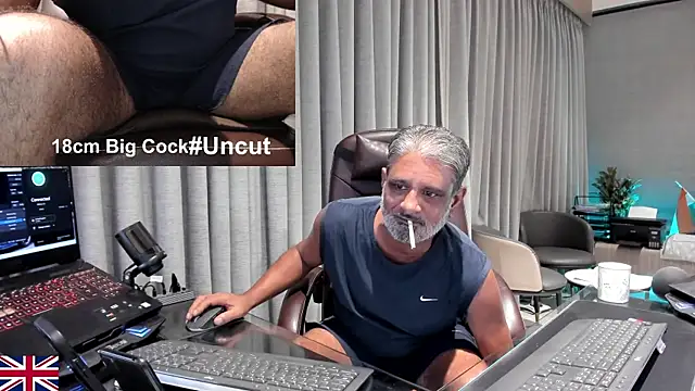 แชท XXX สดของ OnlineBossUK