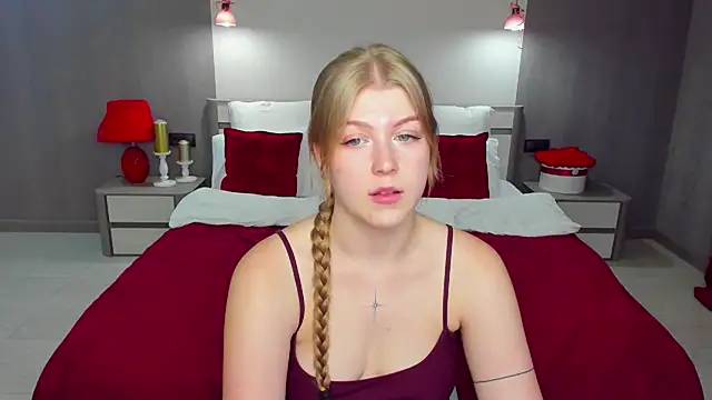 Stella_Light লাইভ XXX চ্যাট