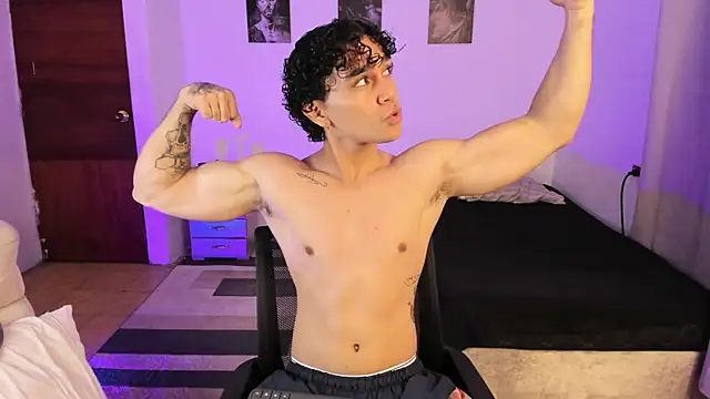 XXX chat uživo modela mateo_jack