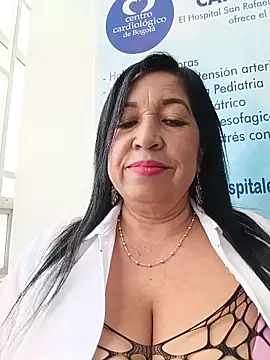 Catalina--14's Live XXX Chat