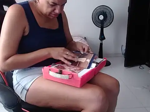 Онлайн чат XXX Adriana_0312