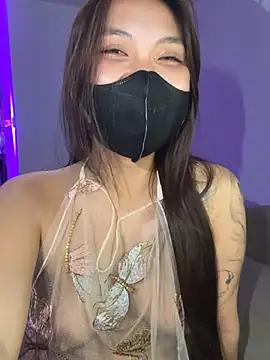 Phuong_Bee Chat XXX in diretta