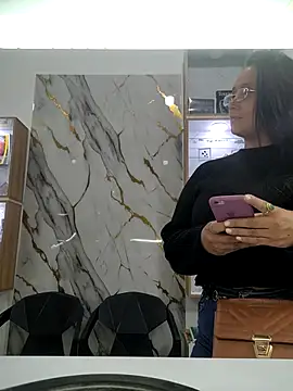 Esmeralda333 Chat XXX in diretta