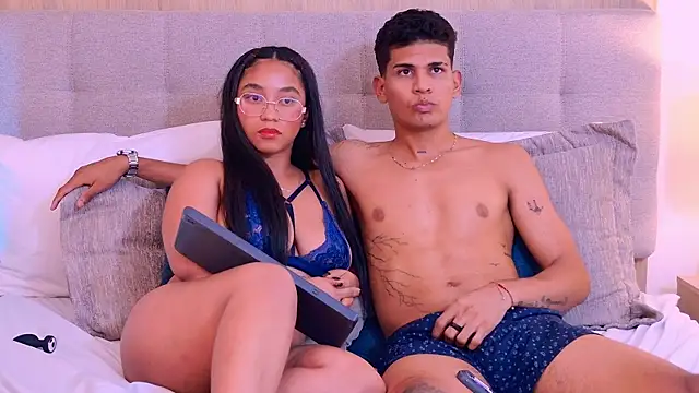 RoseAndDominic Live XXX-chat