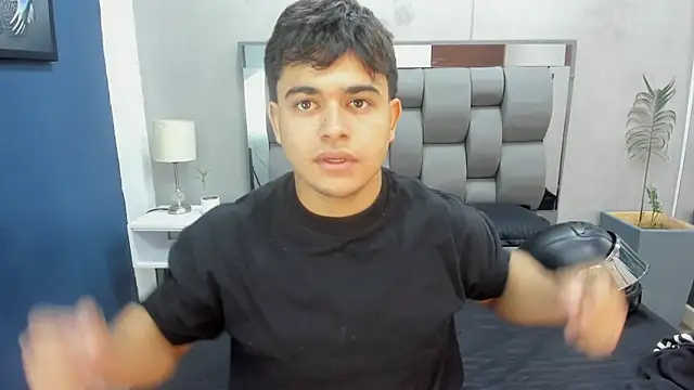 Charlie___Musk Live XXX Chat