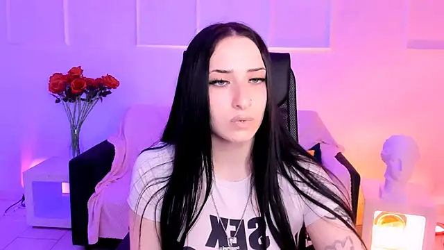 แชท XXX สดของ MonicaLowes