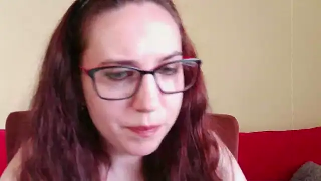 Chat XXX en directo de EmilyHotAngel