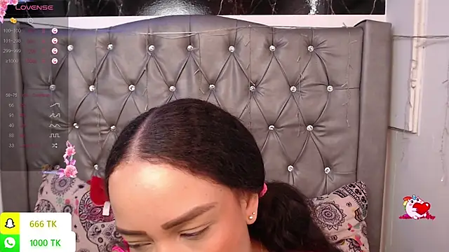 Chat XXX en directo de LAILAGUMMY