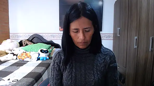 Chat XXX en directo de sharoon_cheerry