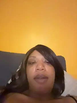 thekelliecapri's Live XXX Chat