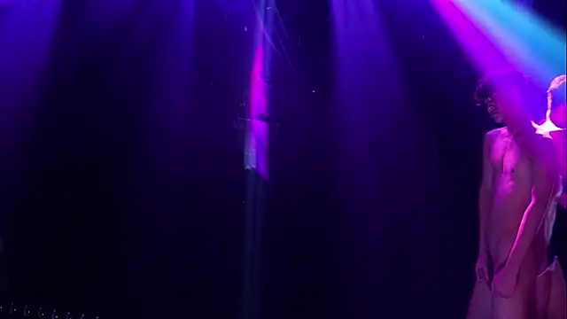 צ'אט XXX בשידור חי של Exo-cbo
