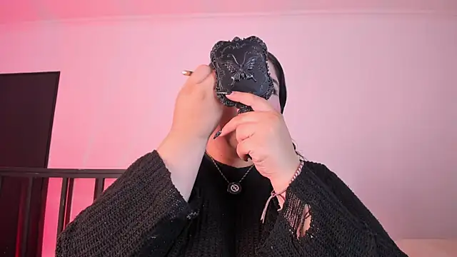 AmberiniHoffman's Live XXX Chat