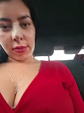 Luianna's Live XXX Chat