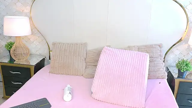 KaylaDavies Live XXX-Chat