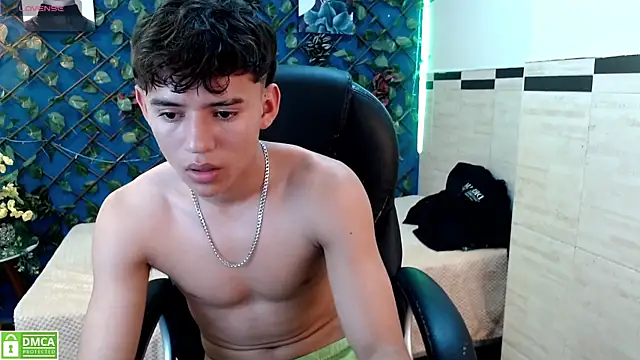 Chat +18 de Ryan_grayx ao vivo