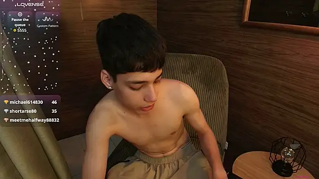 oblivion_deku Adlı Modelin Canlı XXX Sohbeti