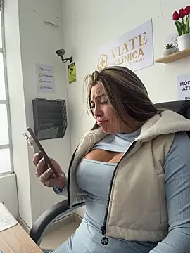 LIZ-06_ 라이브 XXX 채팅