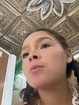Yasmina_Noir live XXX chat