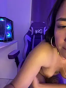 Kayle_11 élő XXX-chatje