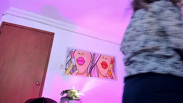 StarMilfのライブXXXチャット