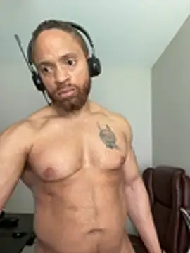 Chat +18 de Fathero1time ao vivo