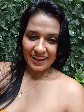 elena_jonees' Live XXX Chat