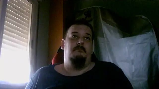 porkorossy webcam show