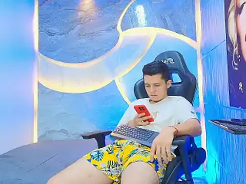 Benjamin_Alam live XXX chat
