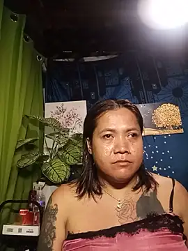 TabooSHOWgirl18's Live XXX Chat