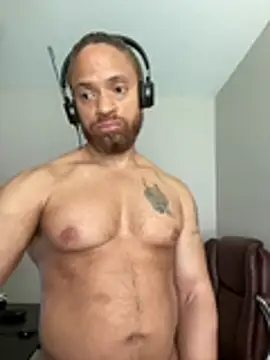 Czat XXX na żywo – Fathero1time