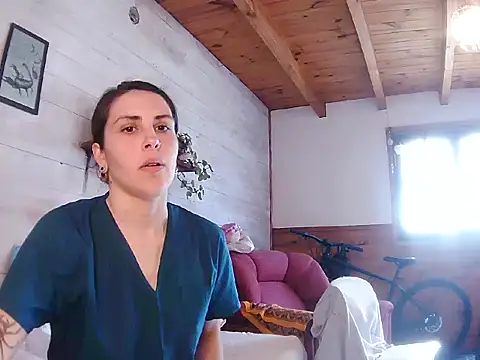 isadelasestrellas' Live XXX Chat